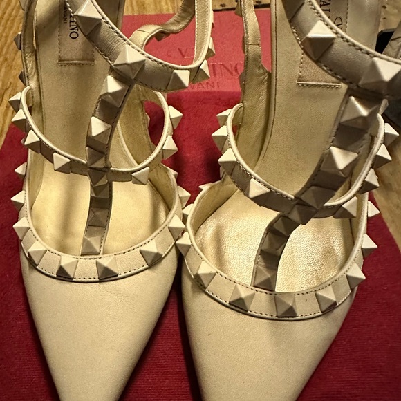 Valentino Cream/white Studded Heels - Picture 2 of 5